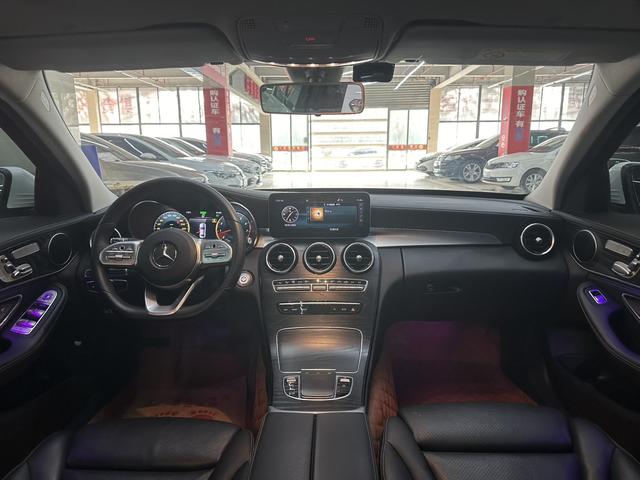 Mercedes-Benz C-Class 2020 thumb 4