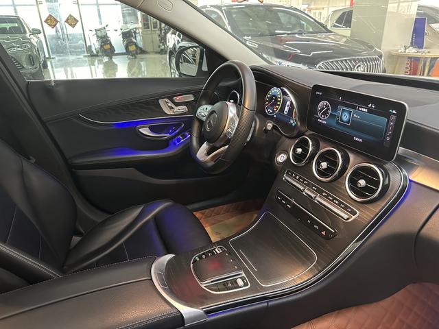 Mercedes-Benz C-Class 2020 thumb 7