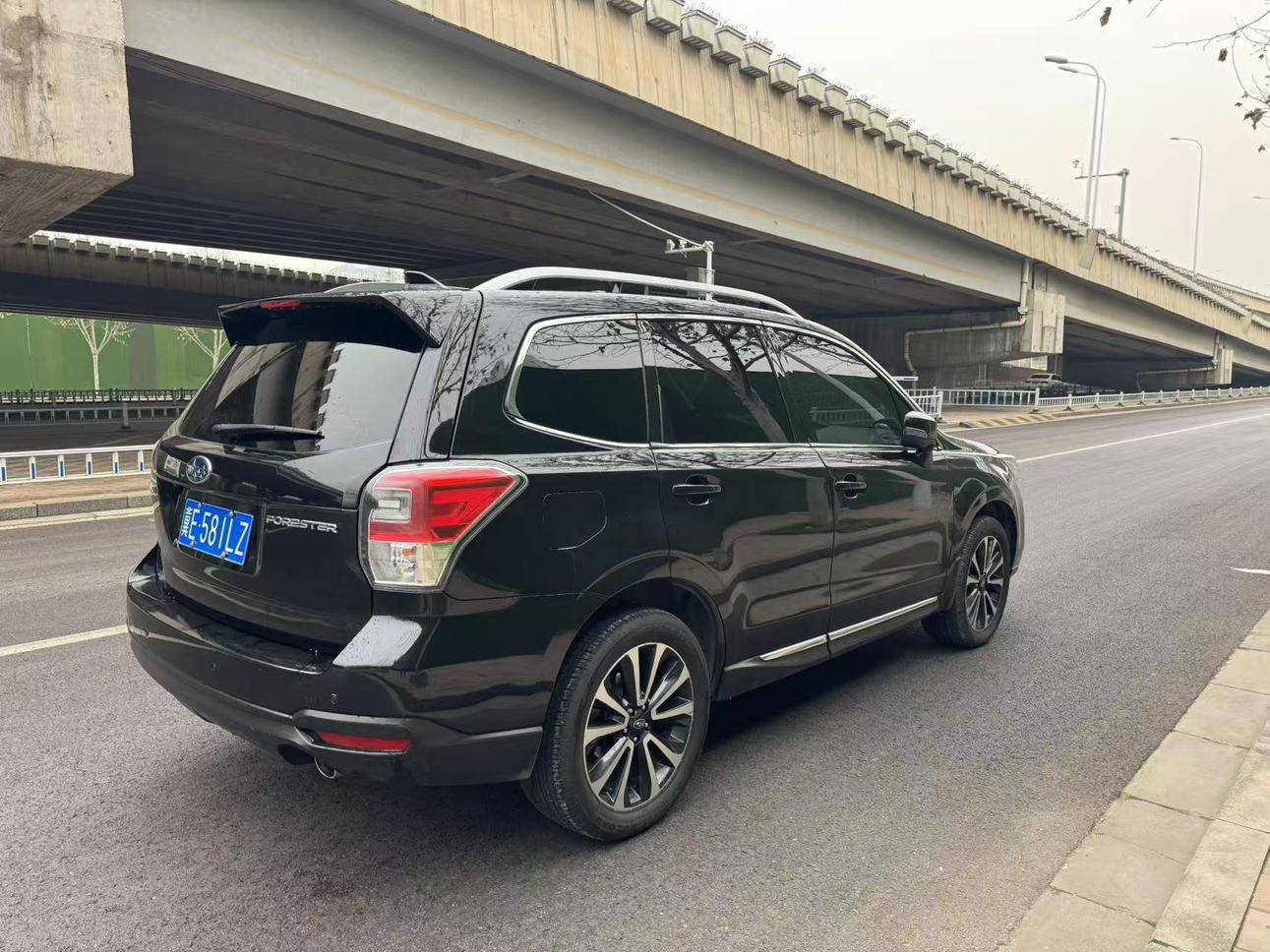 Subaru Forester 2017 thumb 5