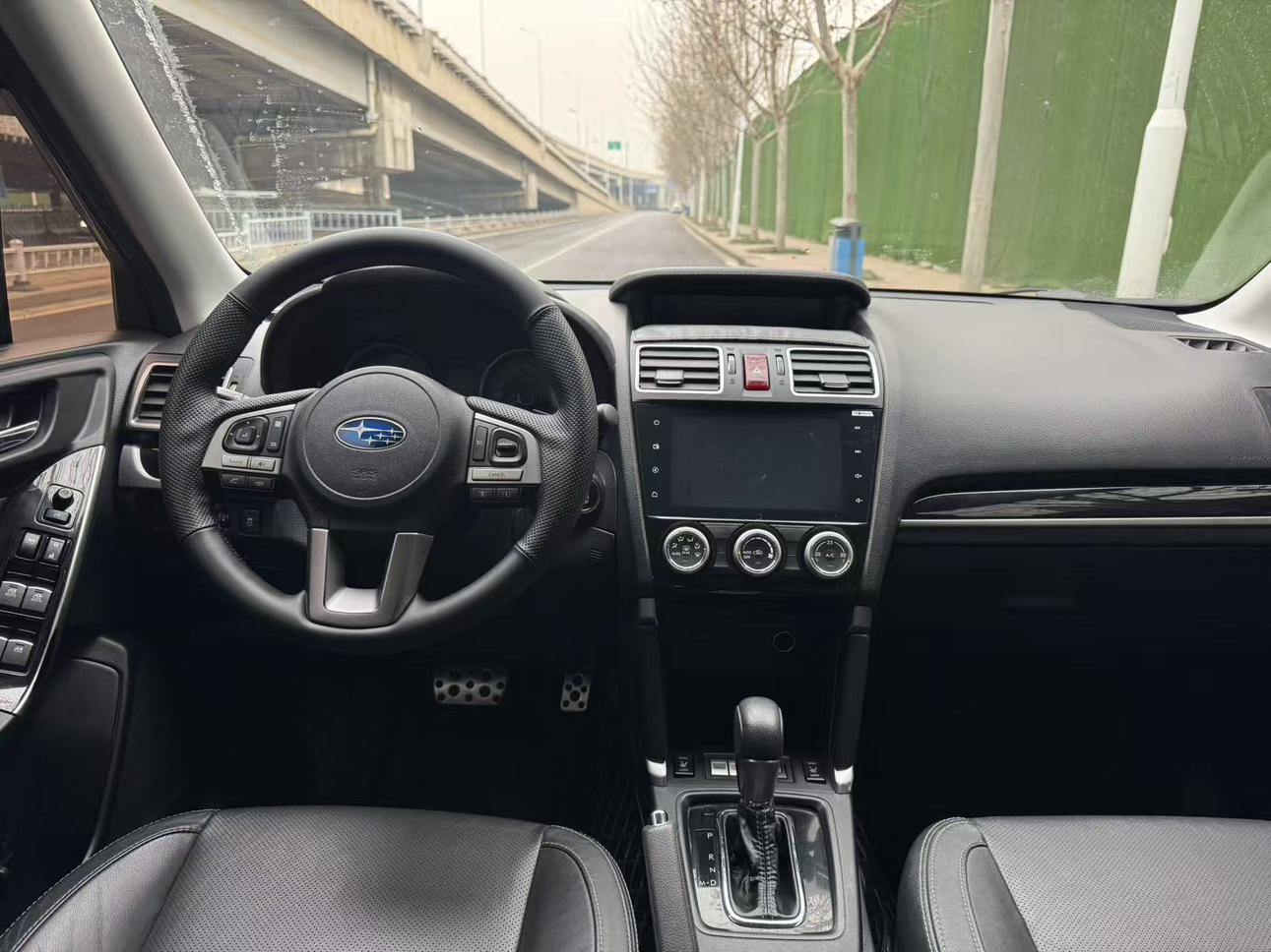 Subaru Forester 2017 thumb 6
