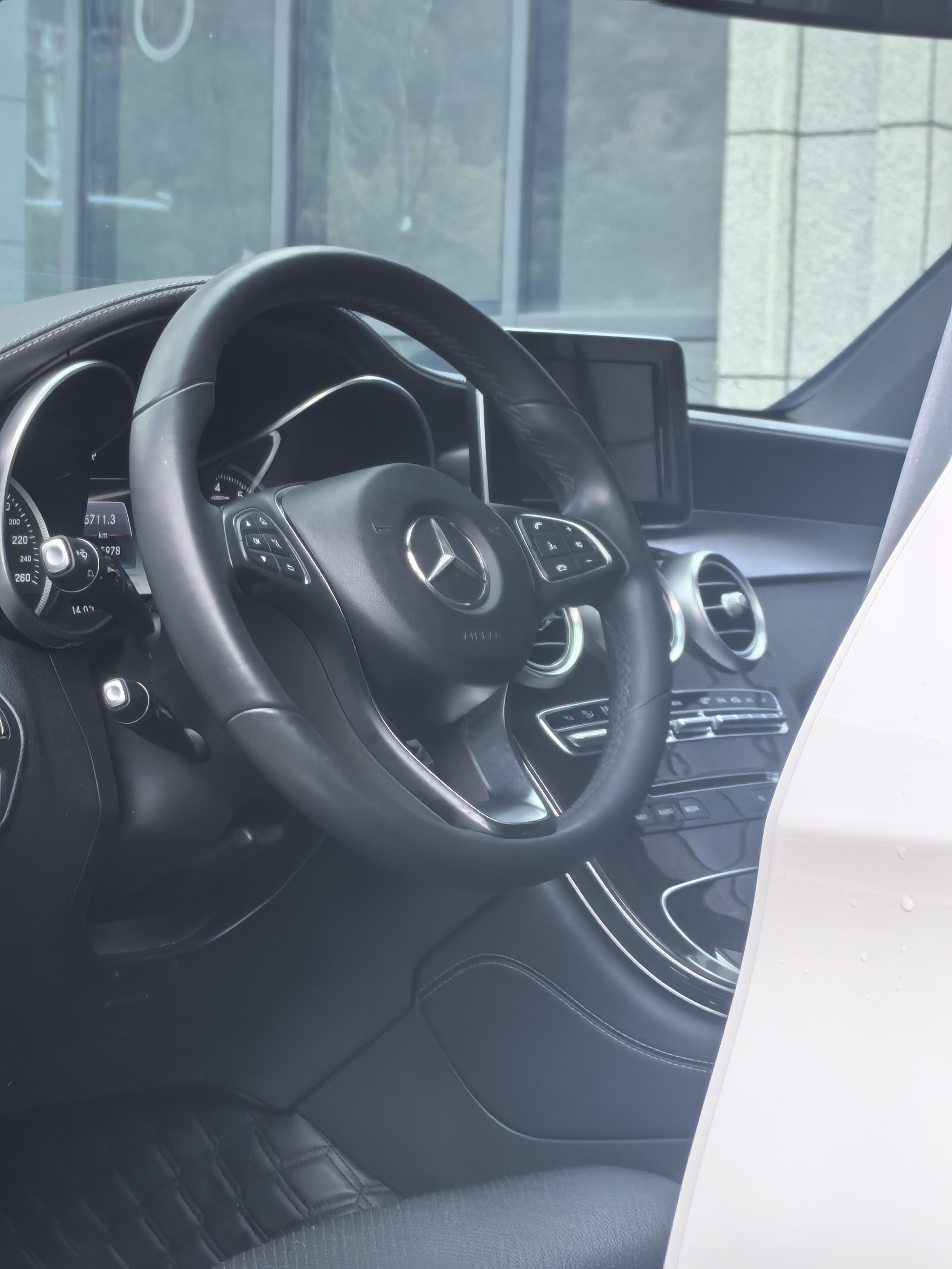 Mercedes-Benz GLC 2016 thumb 6
