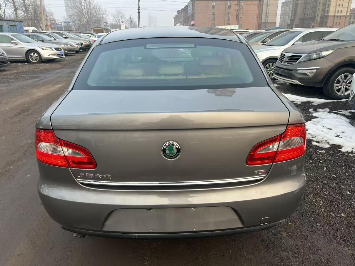 Skoda Octavia 2013 thumb 3