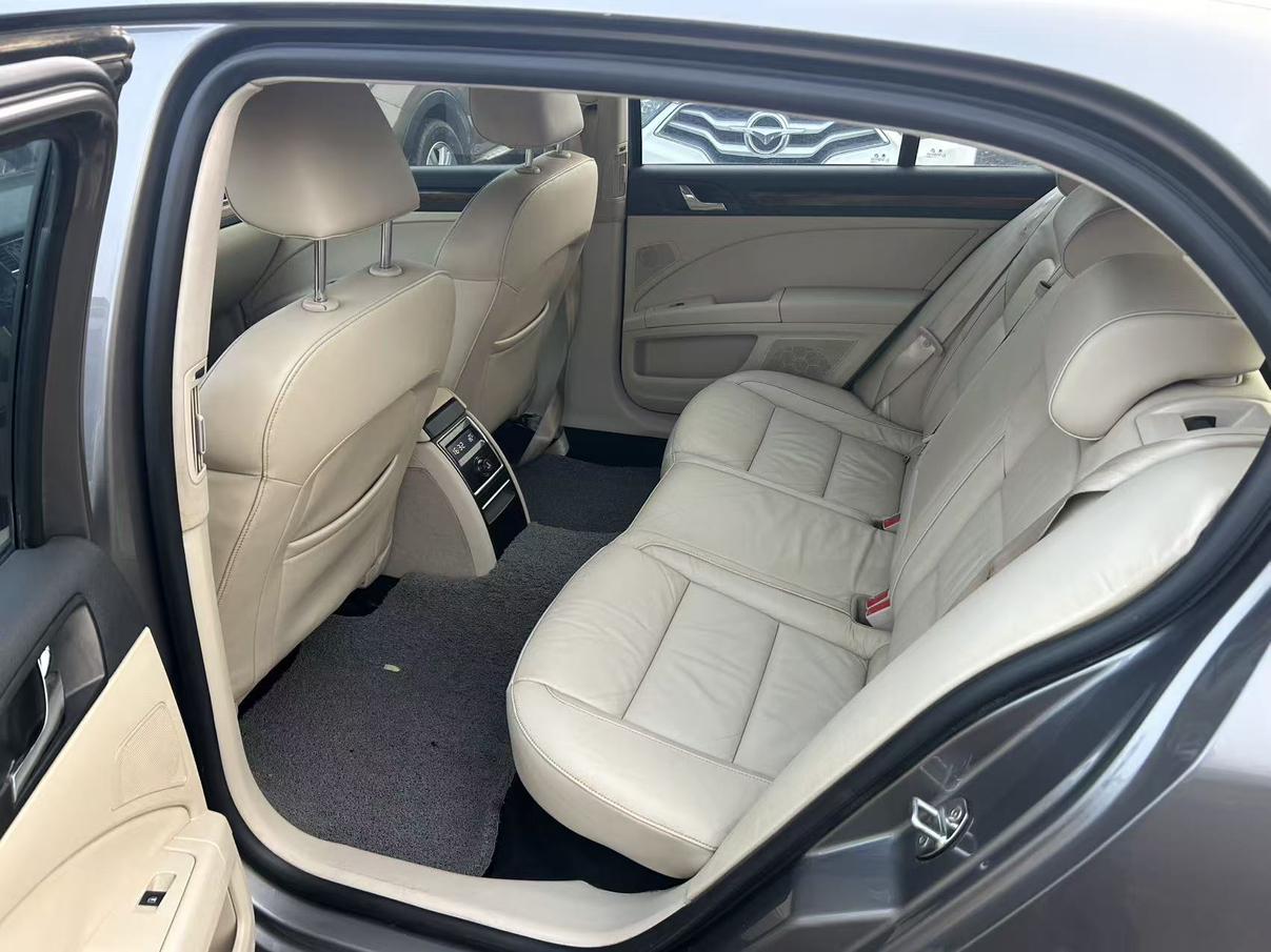 Skoda Octavia 2013 thumb 7