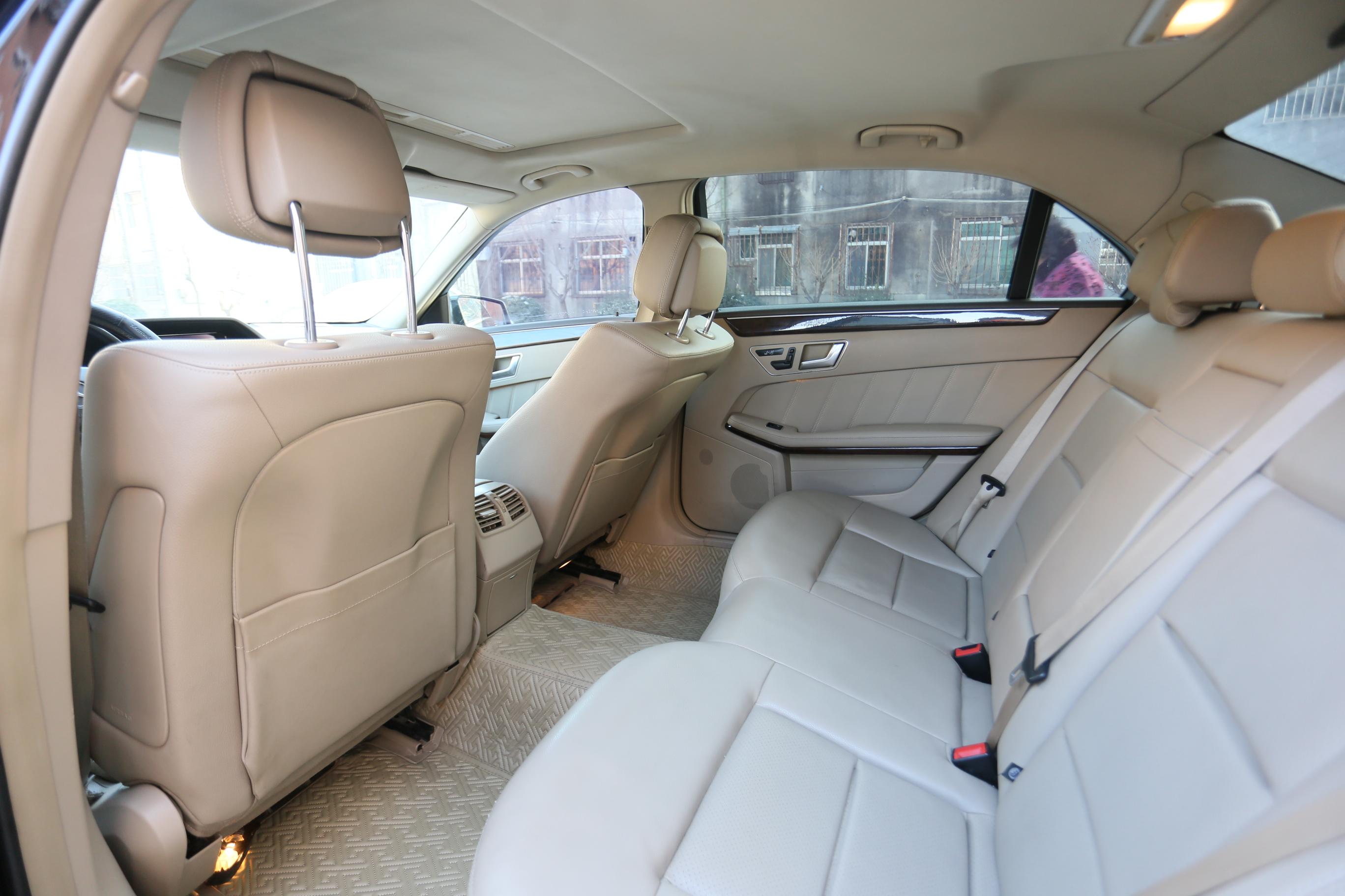Mercedes-Benz E-Class 2012 thumb 9