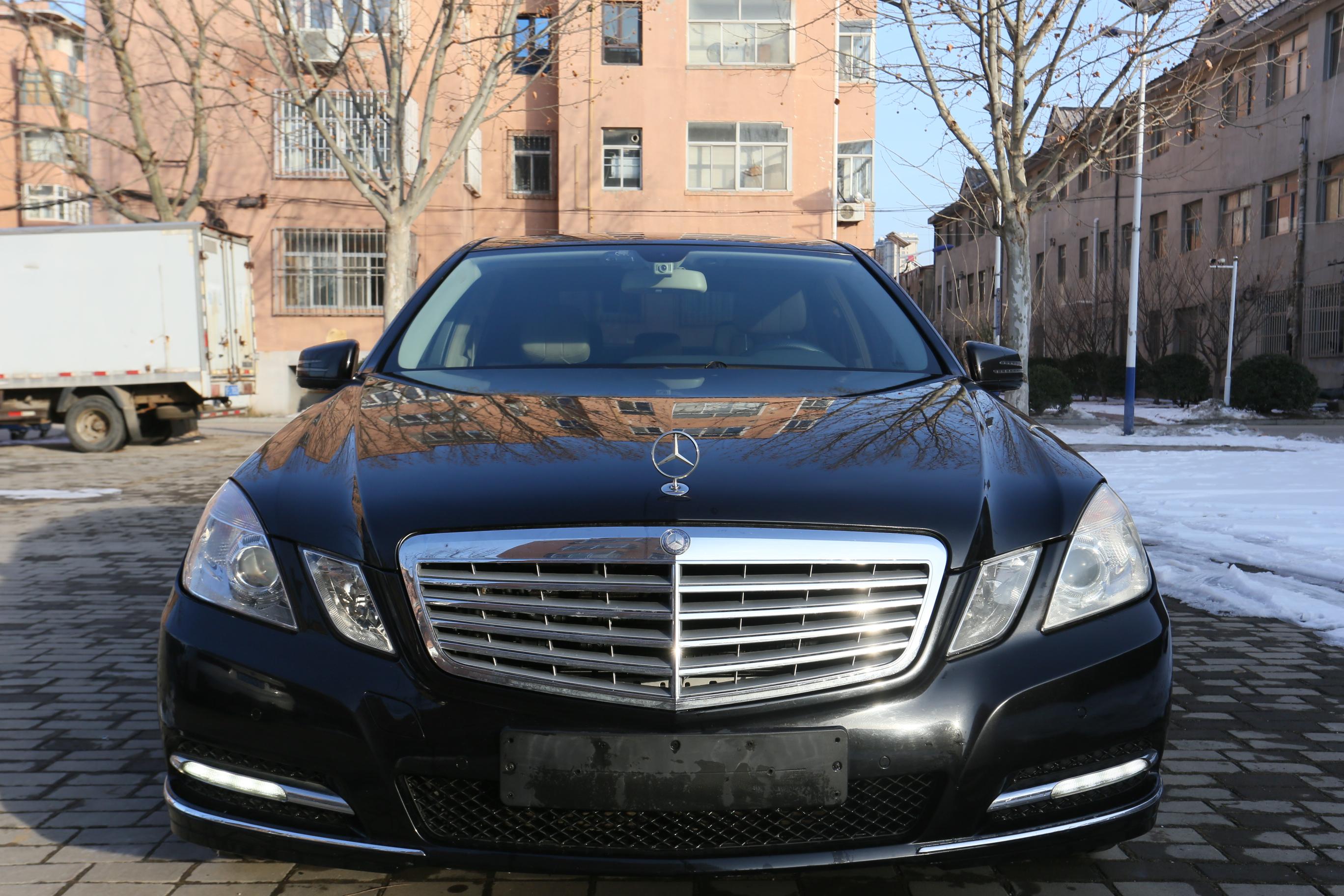 Mercedes-Benz E-Class 2012 thumb 11