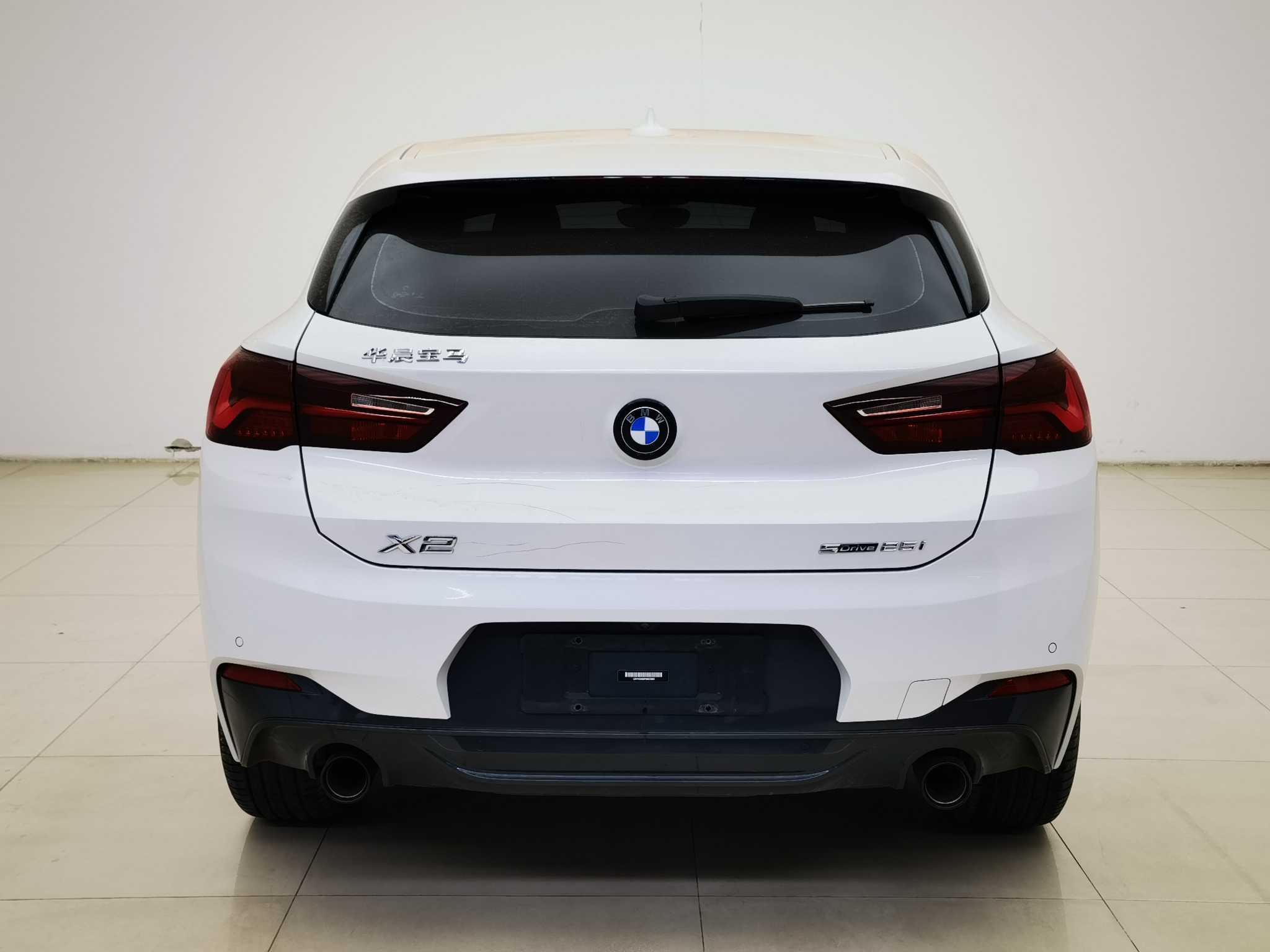 BMW X2 2023 thumb 3