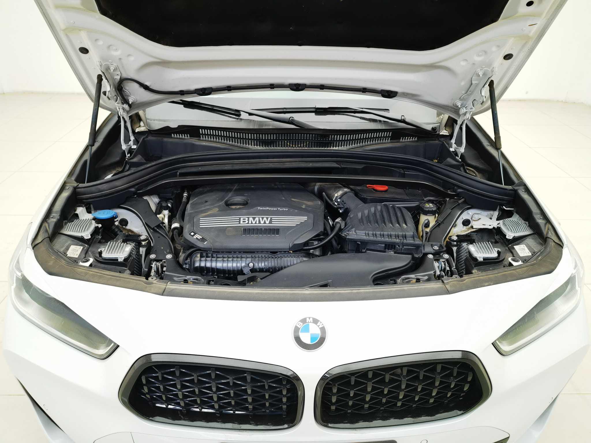 BMW X2 2023 thumb 5