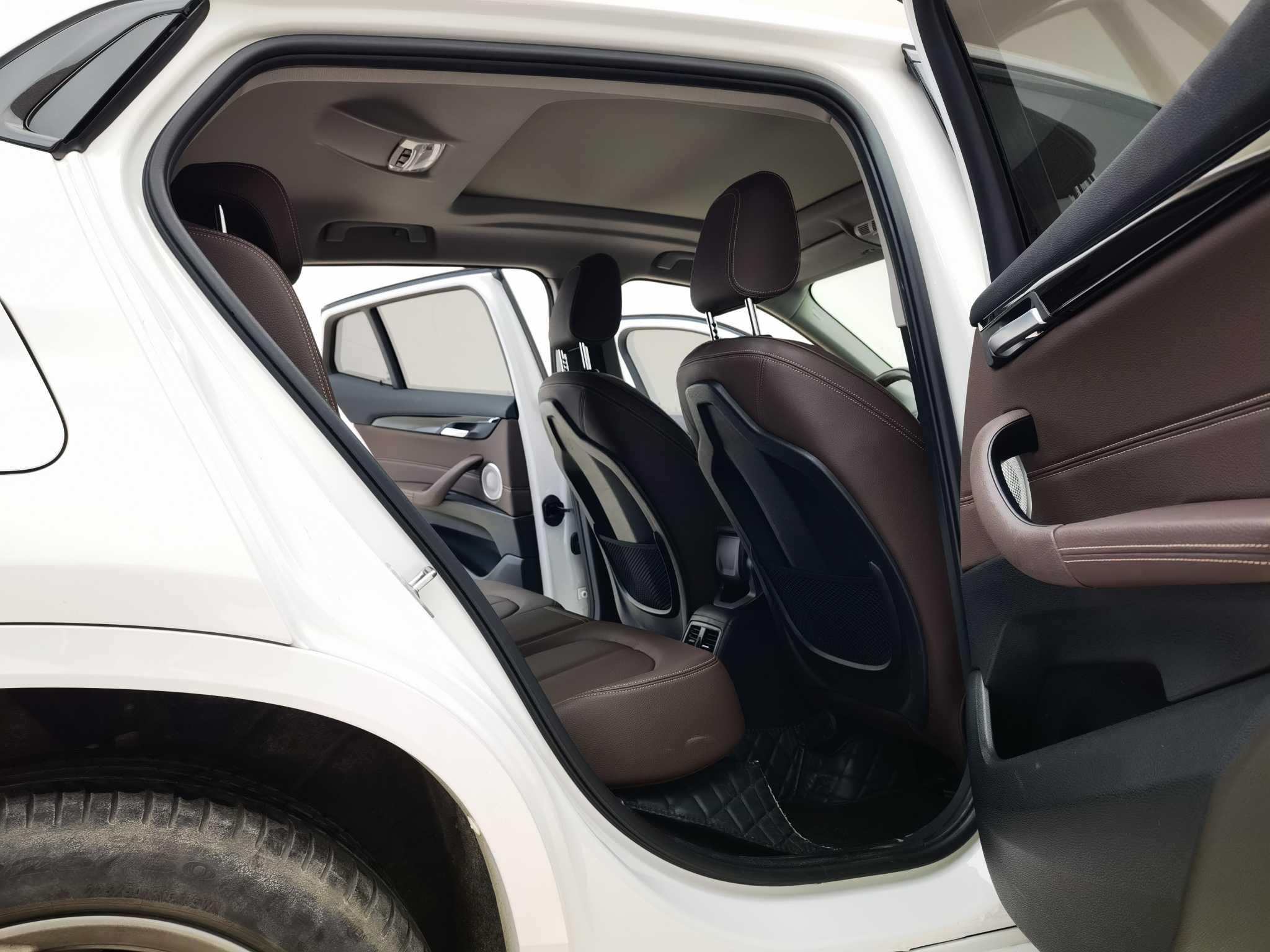 BMW X2 2023 thumb 7