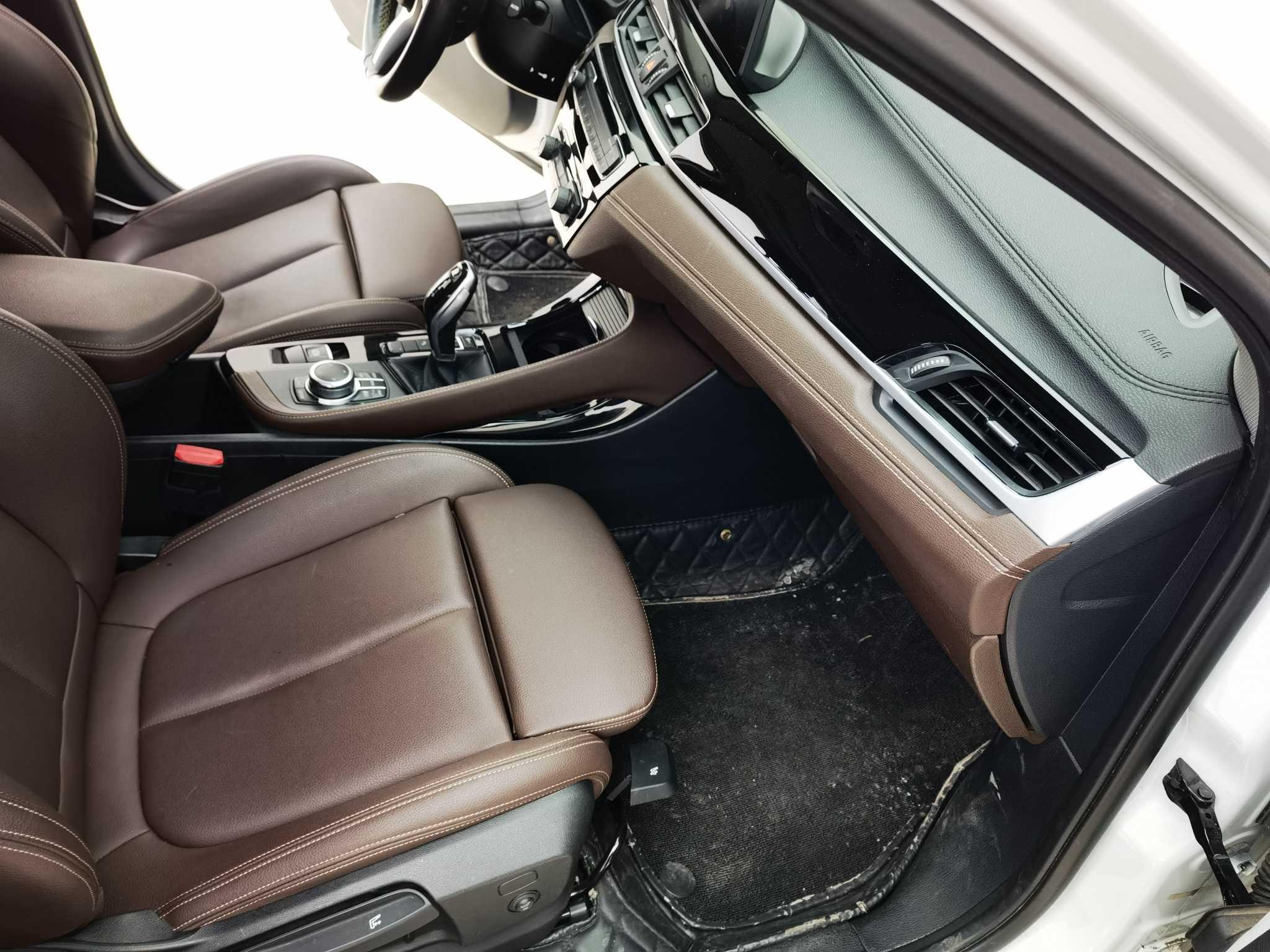 BMW X2 2023 thumb 8