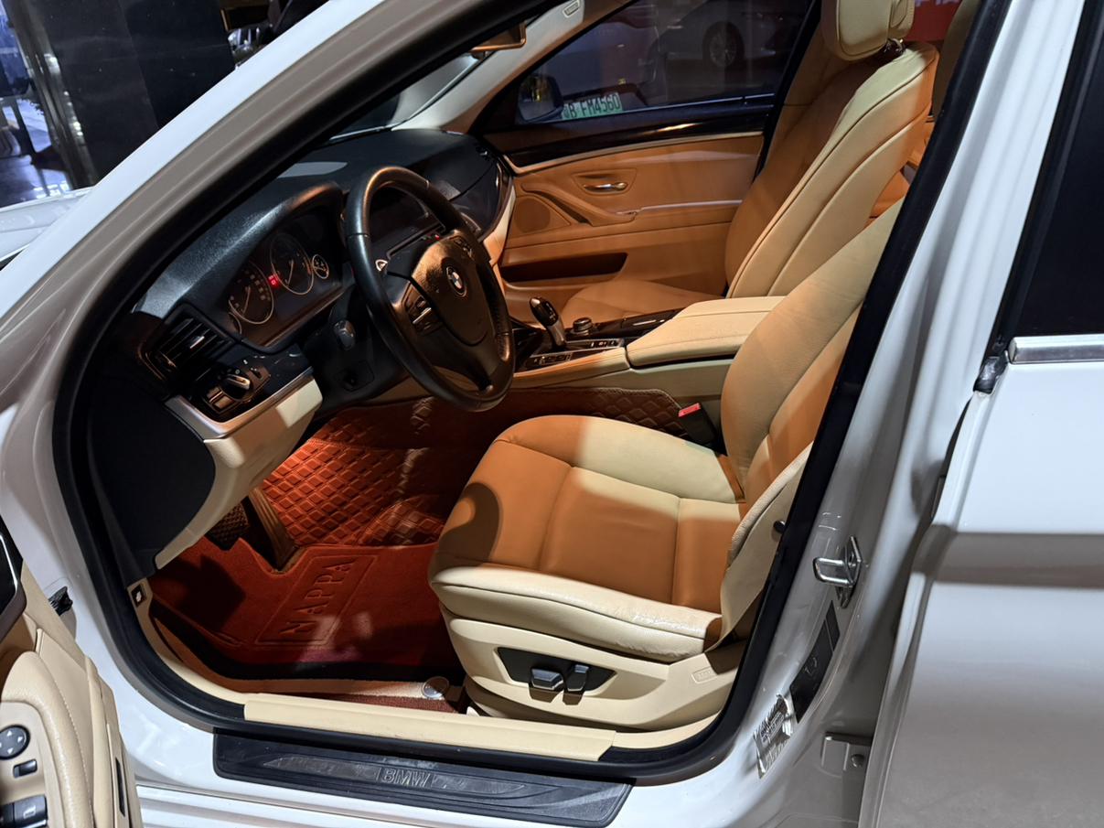 BMW 5 серии 2013 thumb 4
