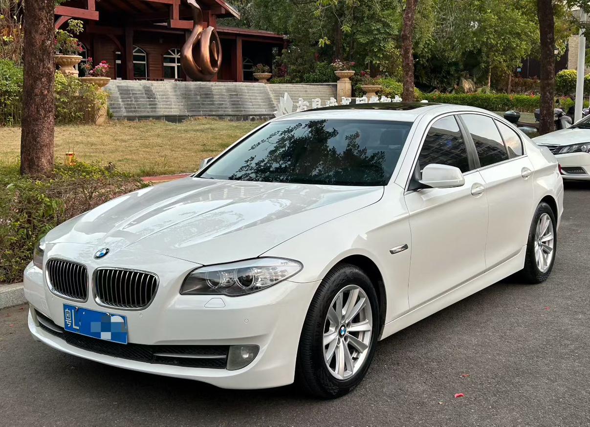 BMW 5 серии 2013 thumb 8