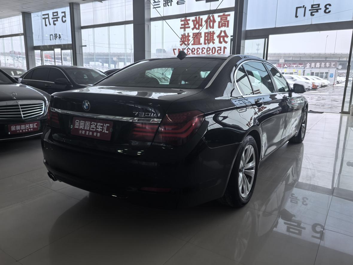 BMW 7 серии 2012 thumb 4