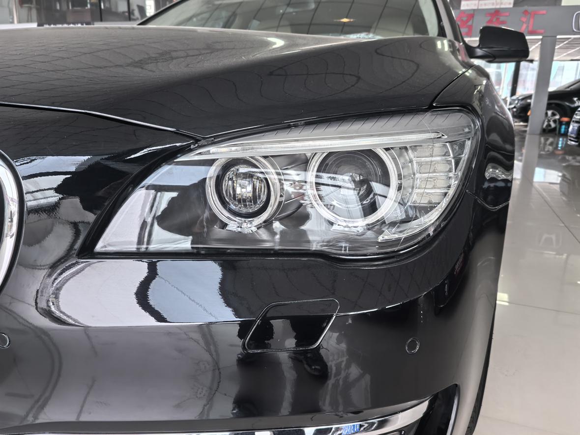 BMW 7 серии 2012 thumb 6