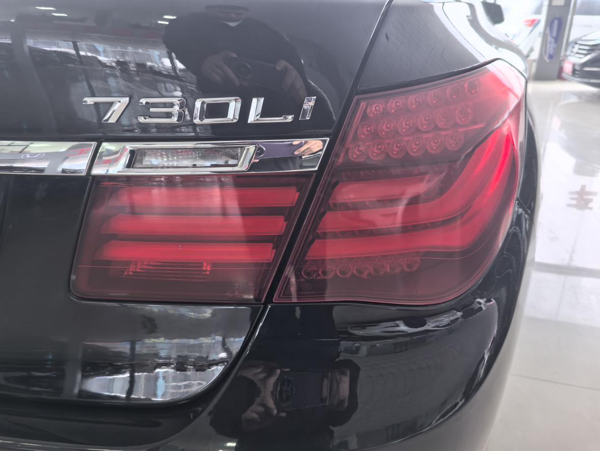 BMW 7 серии 2012 thumb 7