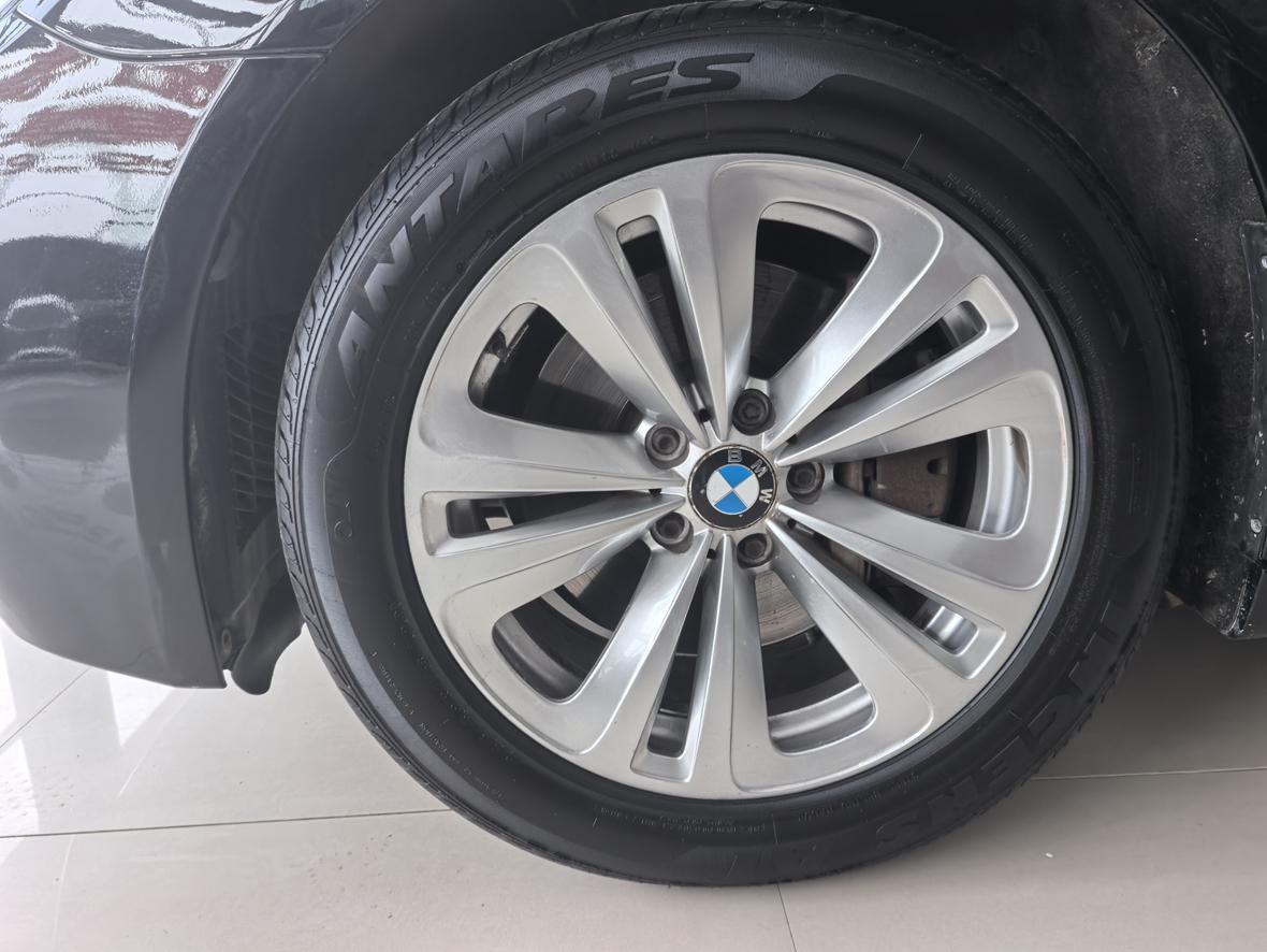 BMW 7 серии 2012 thumb 10