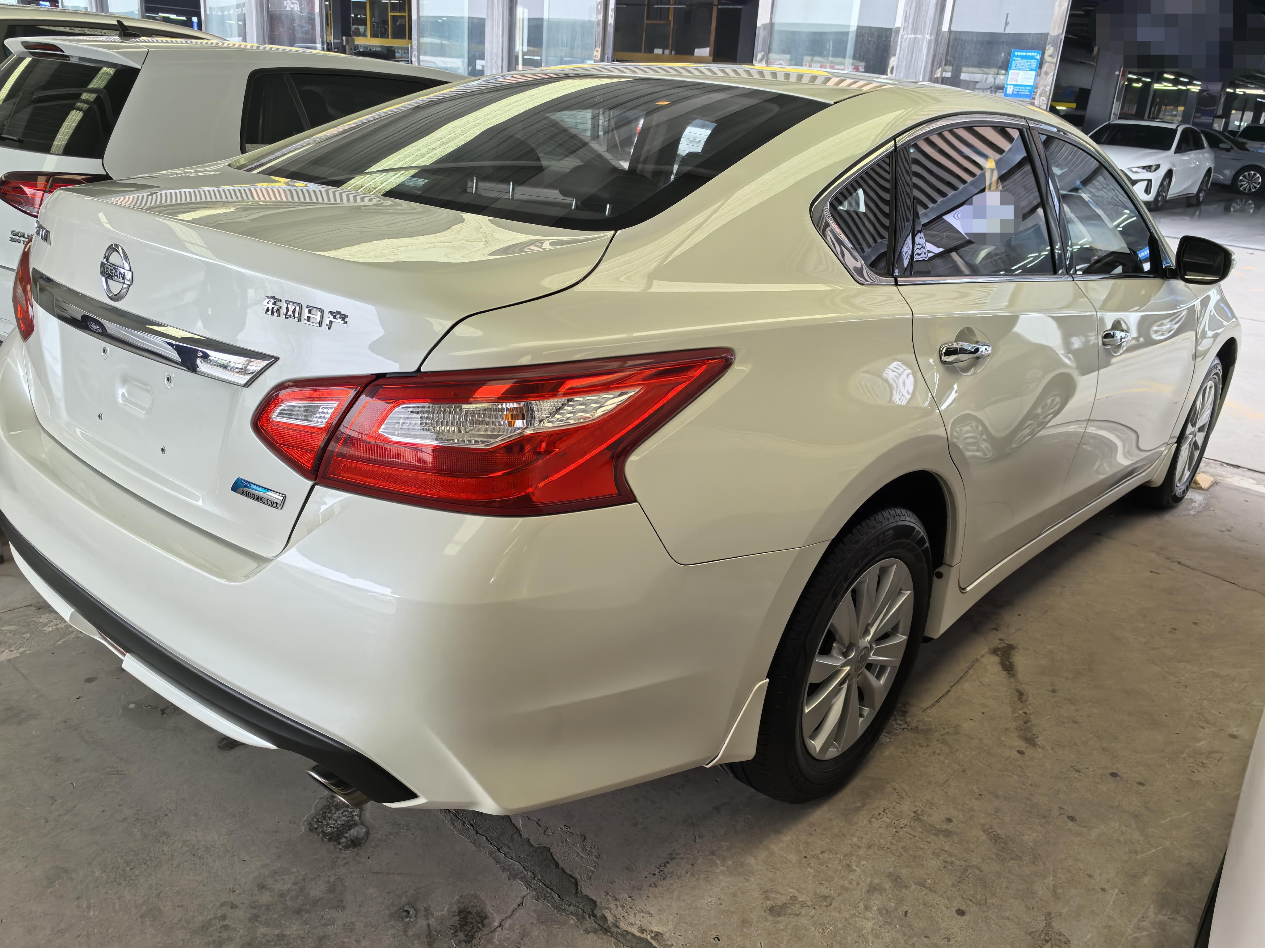 Nissan Altima 2018 thumb 4