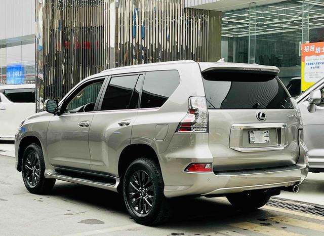 Lexus GX 2022 thumb 3