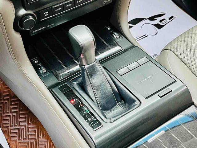 Lexus GX 2022 thumb 9
