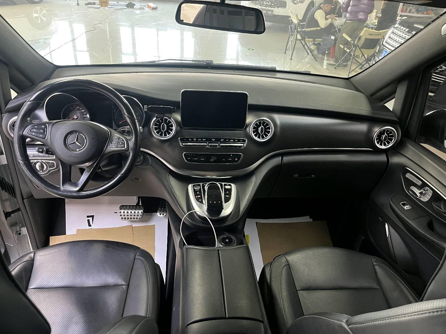 Mercedes-Benz V-Класс 2019 thumb 5