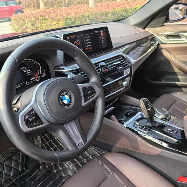 BMW 5 серии 2020 thumb 2