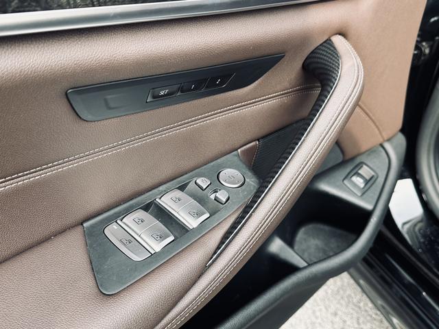 BMW 5 серии 2020 thumb 6
