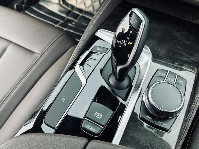 BMW 5 серии 2020 thumb 9
