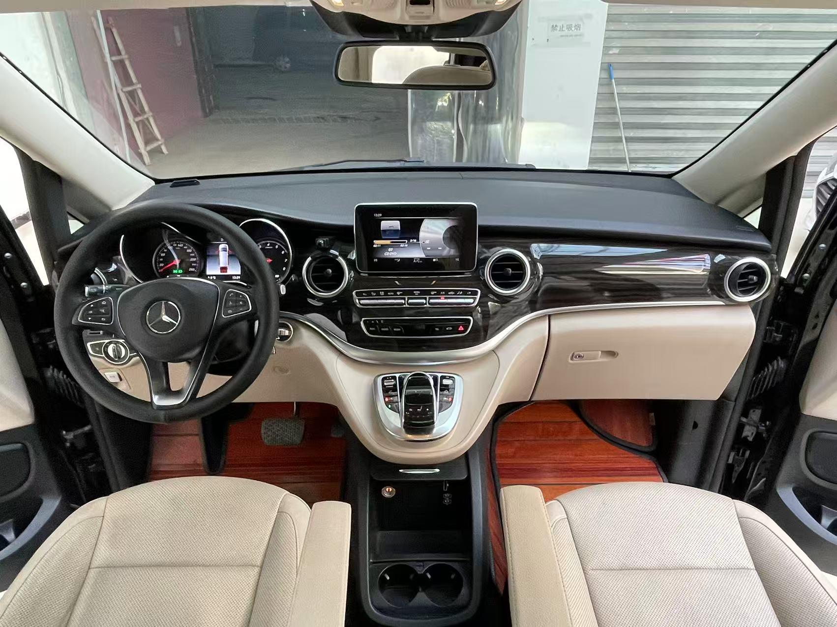 Mercedes-Benz V-Класс 2019 thumb 8