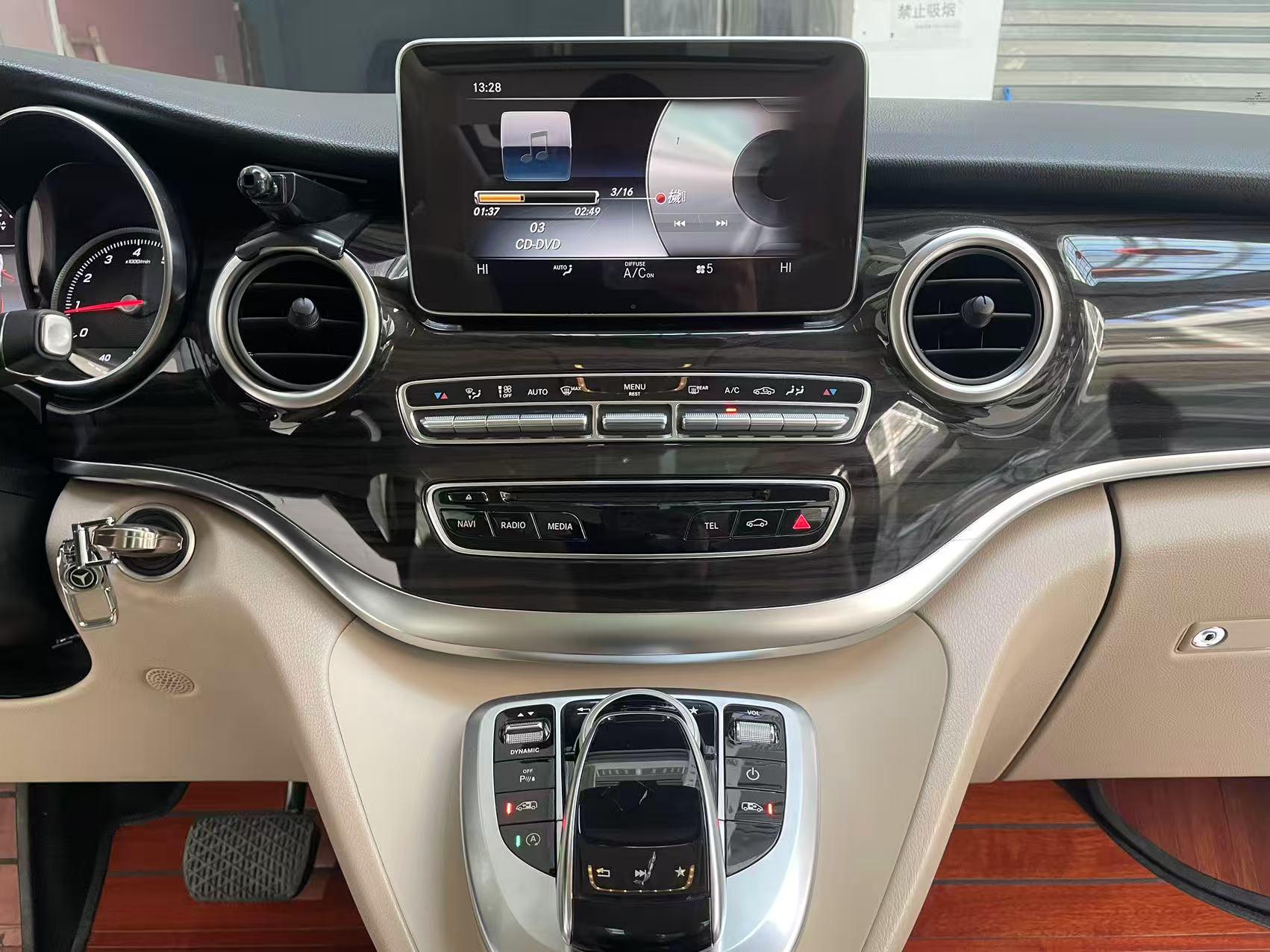 Mercedes-Benz V-Класс 2019 thumb 12