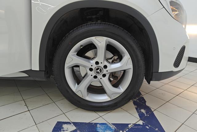 Mercedes-Benz GLA 2018 thumb 7