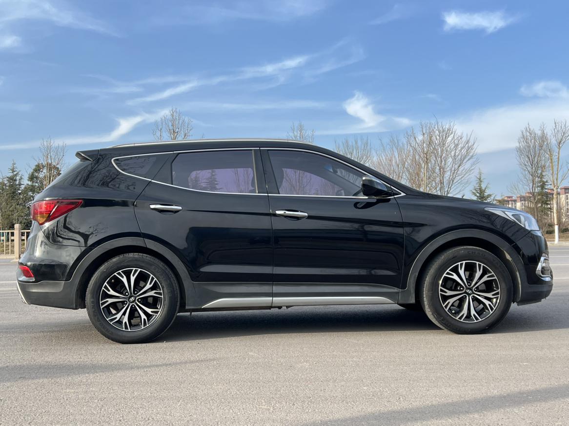 Hyundai Santa Fe 2017 thumb 6