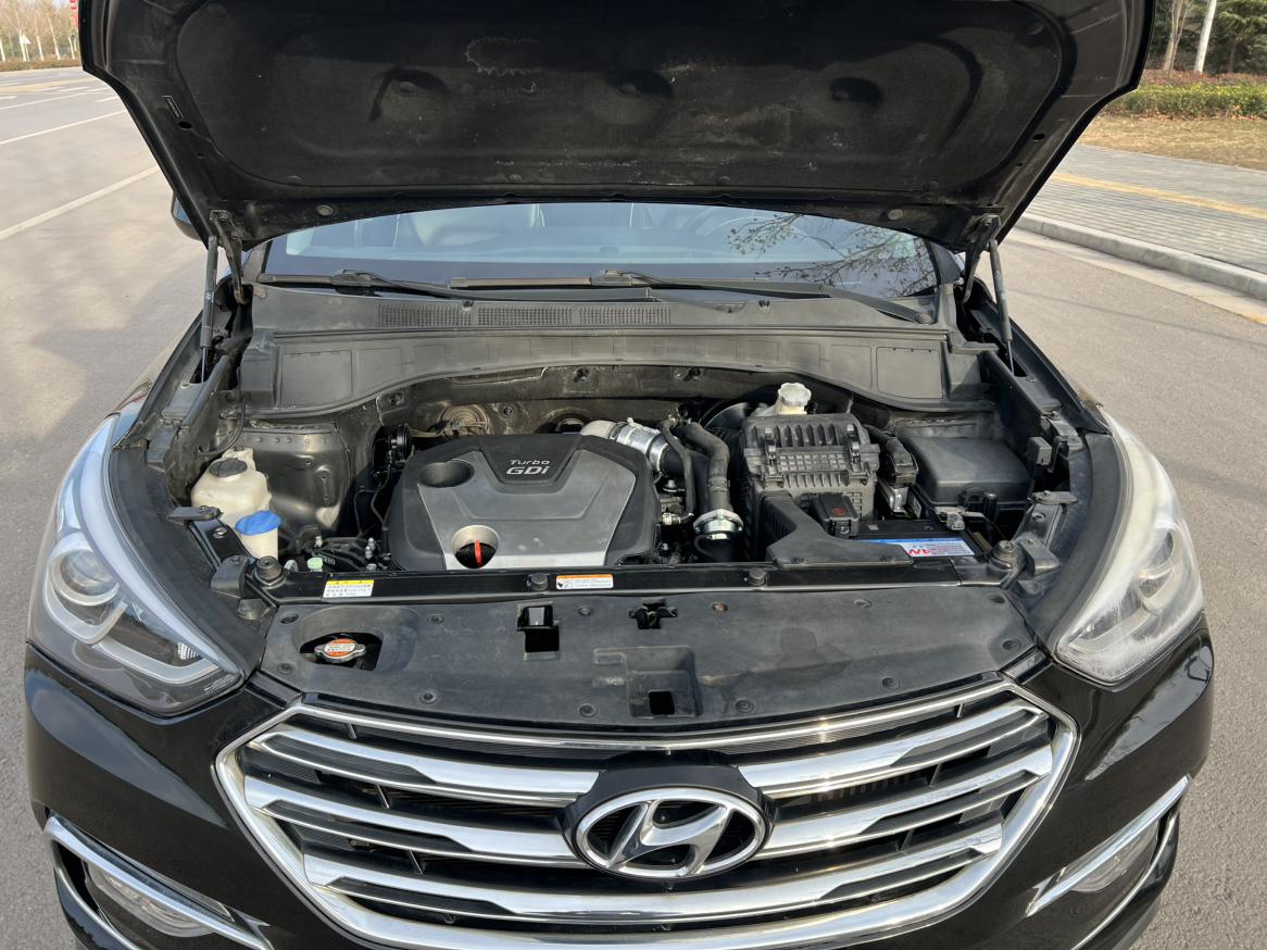 Hyundai Santa Fe 2017 thumb 7