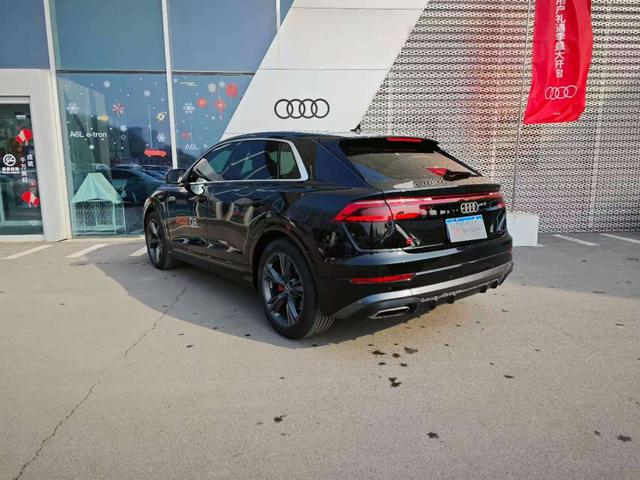 Audi Q8 2024 thumb 4