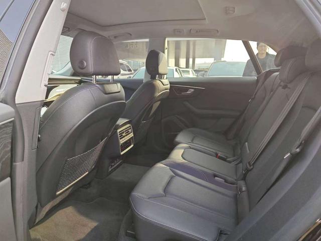 Audi Q8 2024 thumb 11