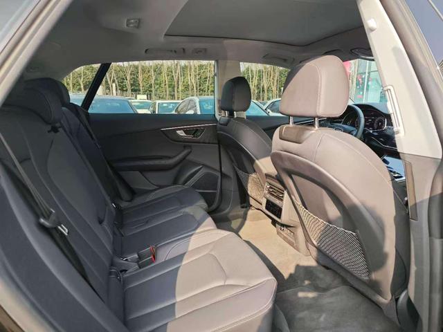 Audi Q8 2024 thumb 12