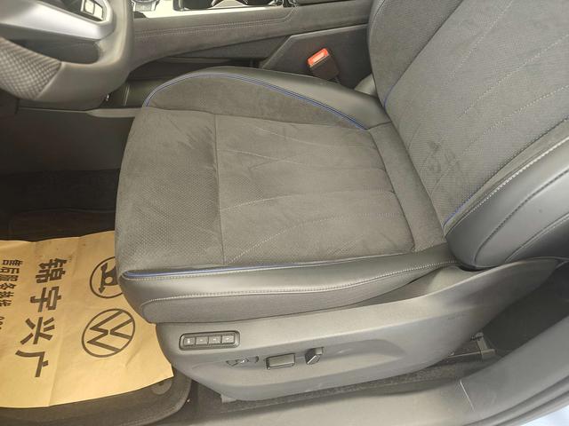Volkswagen Tiguan 2024 thumb 6