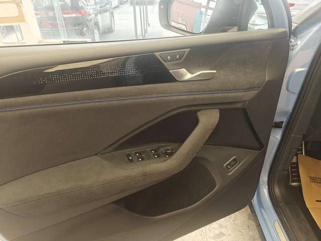 Volkswagen Tiguan 2024 thumb 7