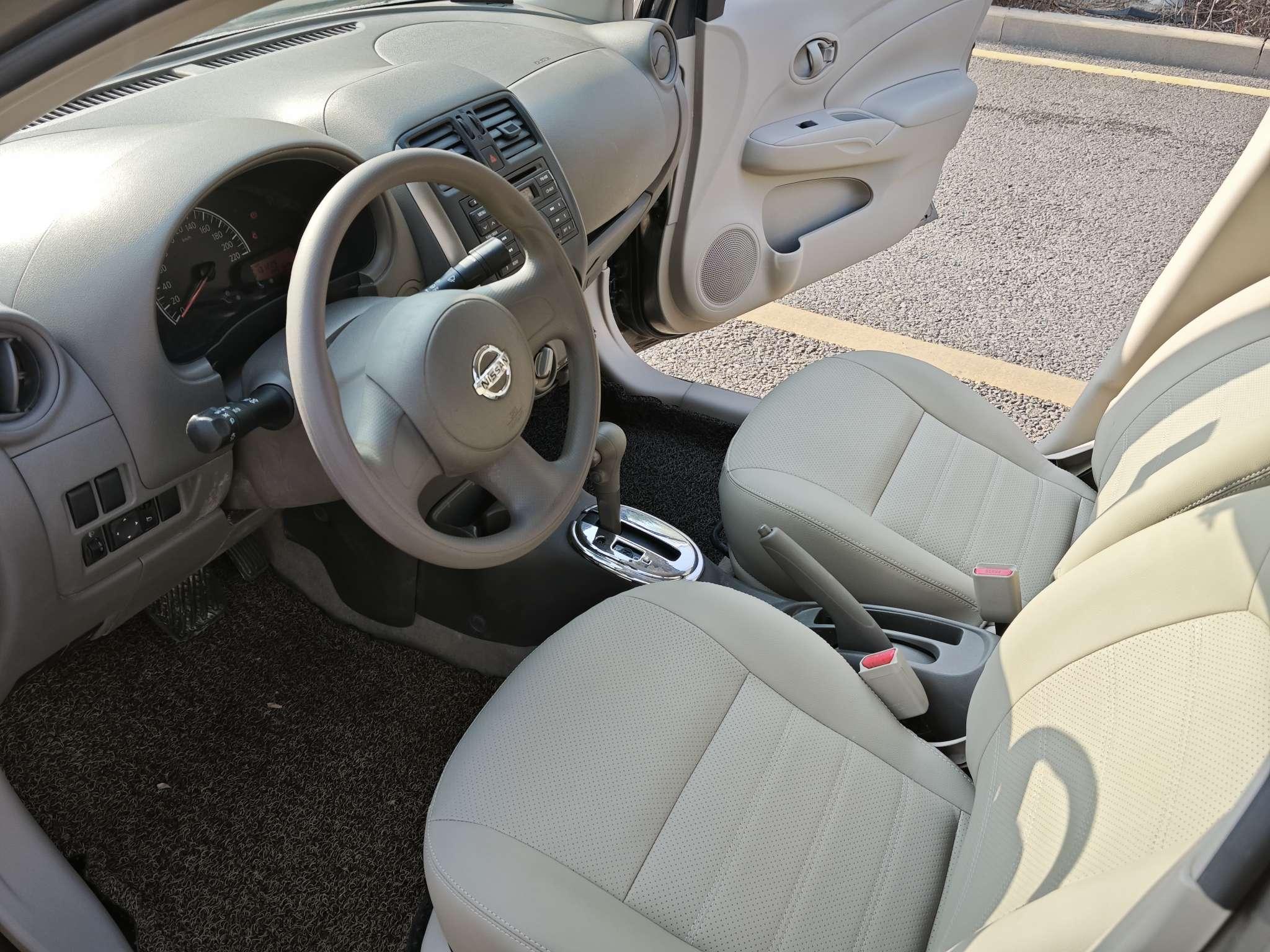 Nissan Sunny 2014 thumb 6