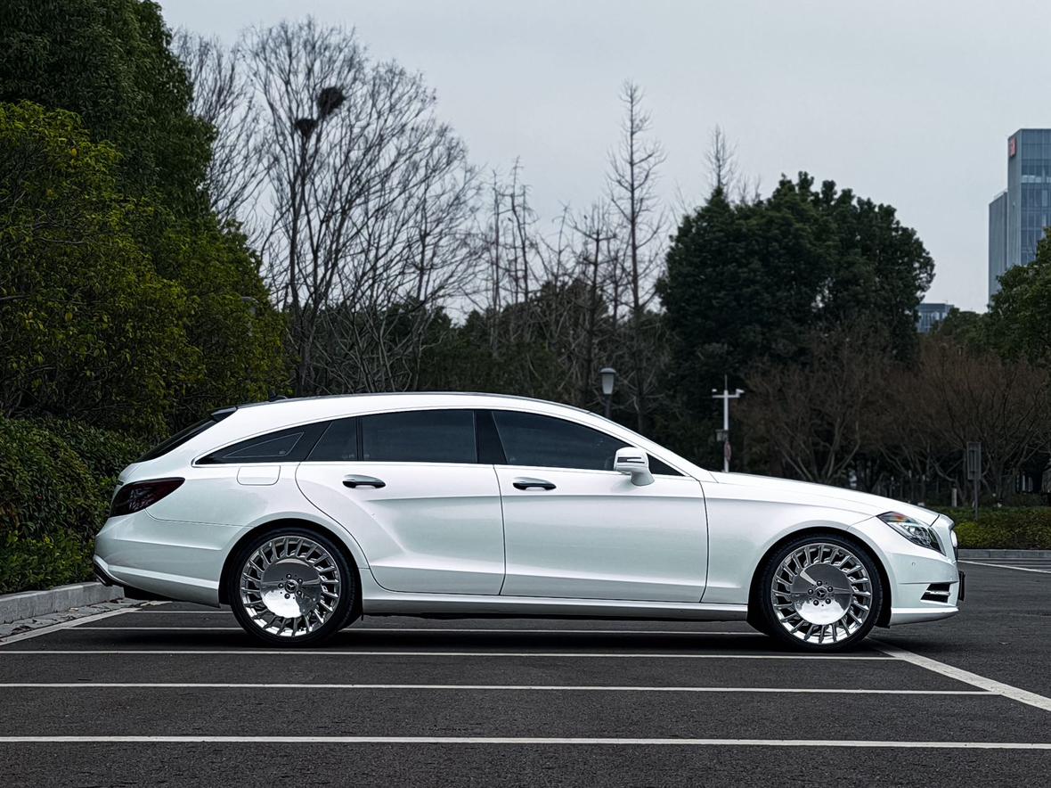 Mercedes-Benz CLS 2014 thumb 3
