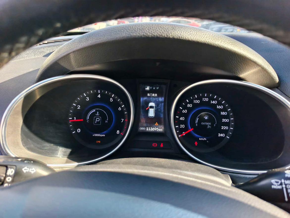 Hyundai Santa Fe 2014 thumb 12
