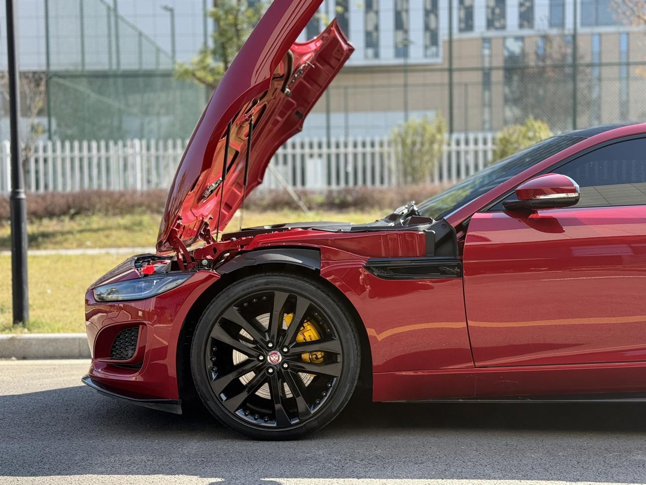 Jaguar F-Type 2023 thumb 4