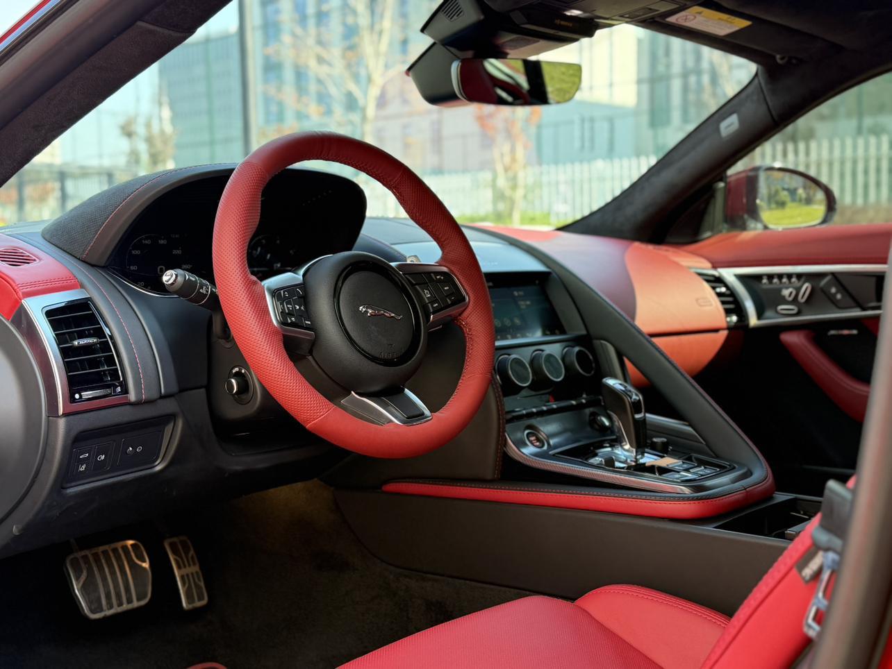 Jaguar F-Type 2023 thumb 5