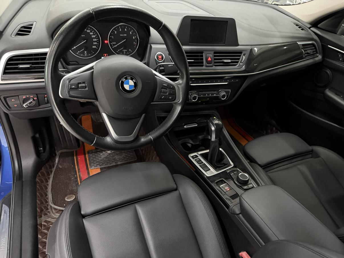 BMW 1 серии 2017 thumb 5
