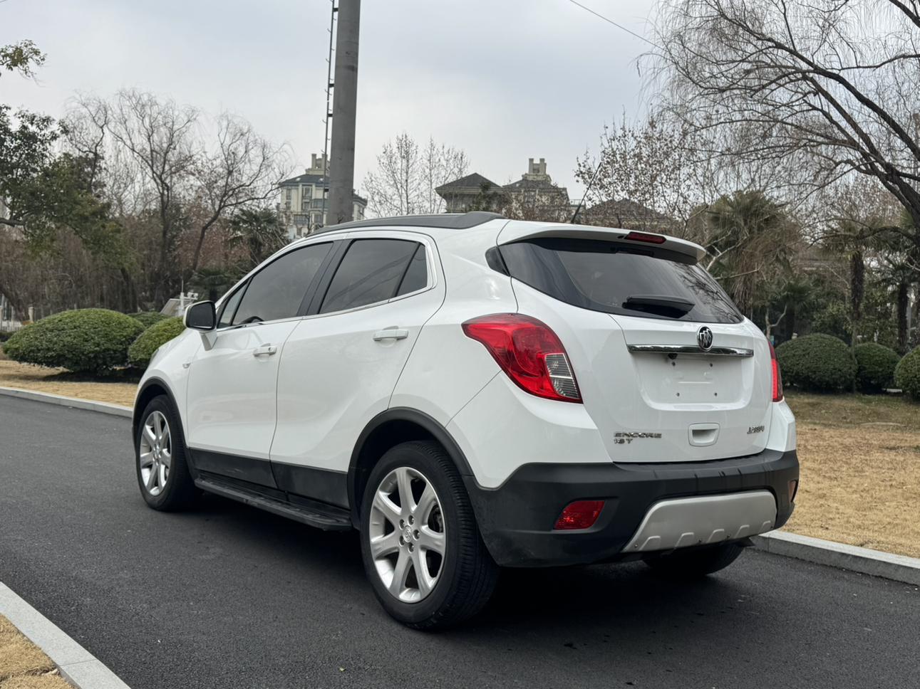 Buick Encore 2016 thumb 2