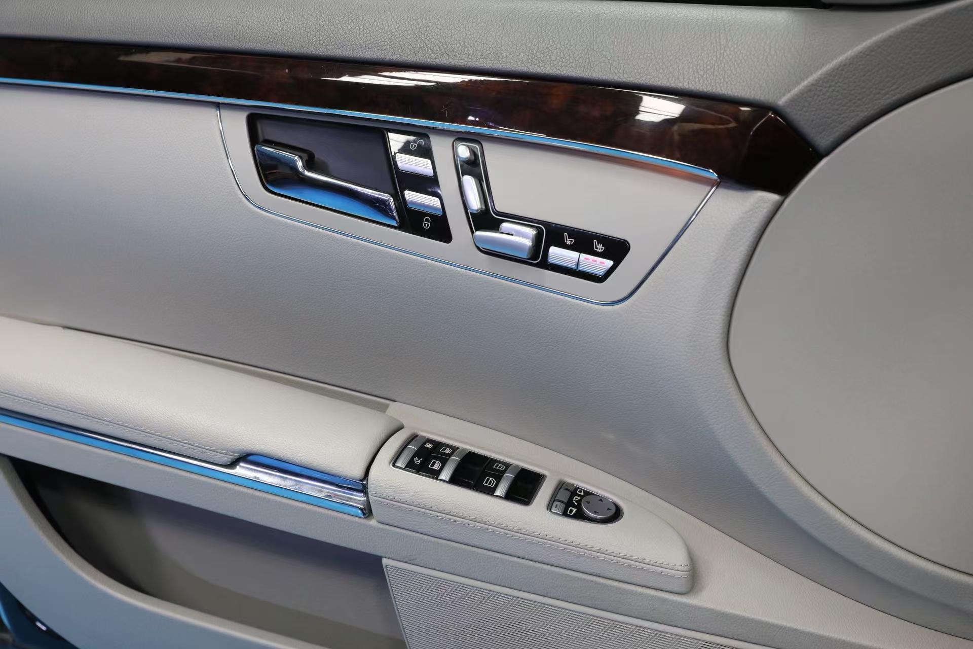 Mercedes-Benz S-Class 2010 thumb 5