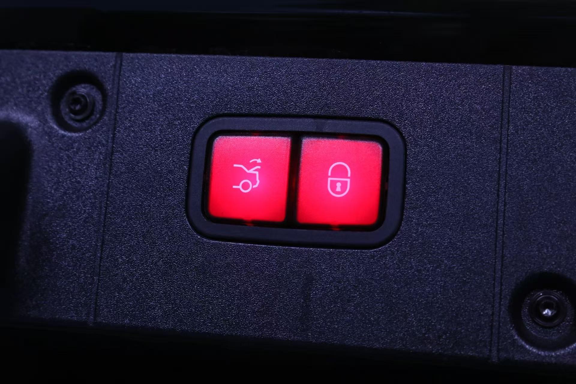 Mercedes-Benz S-Class 2010 thumb 9