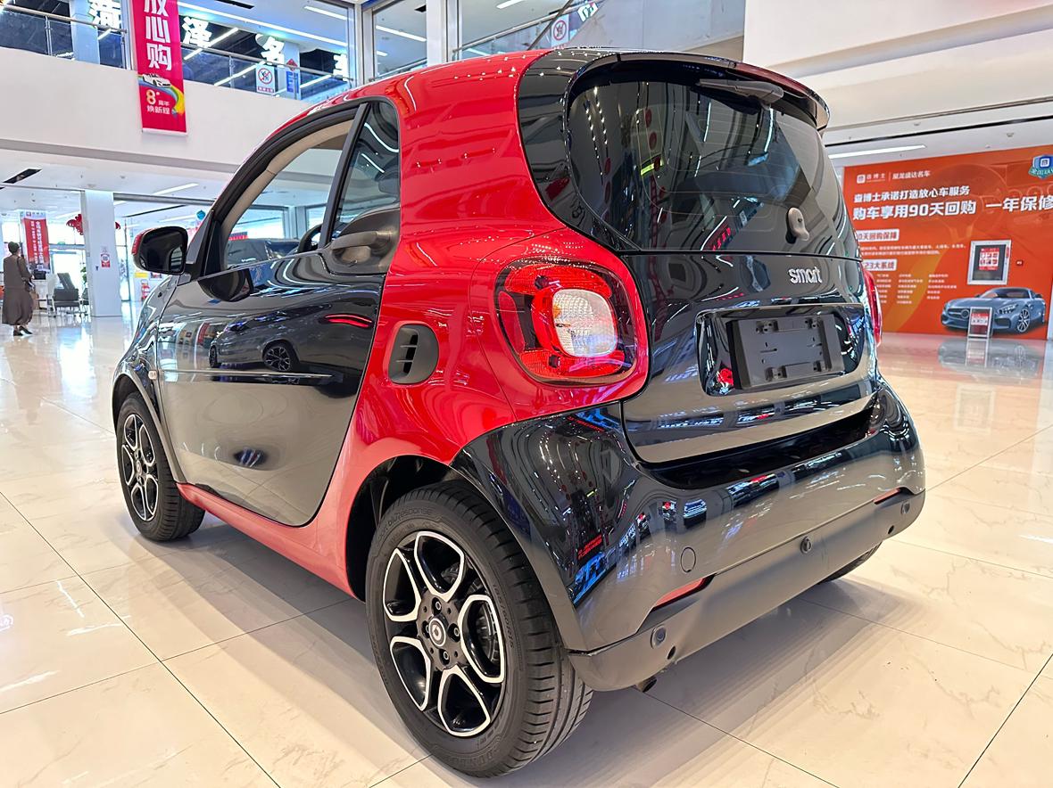 Smart Fortwo 2019 thumb 3
