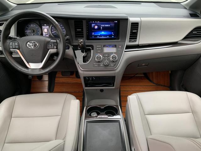 Toyota Sienna 2019 thumb 11