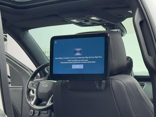 Chevrolet Suburban 2022 thumb 6