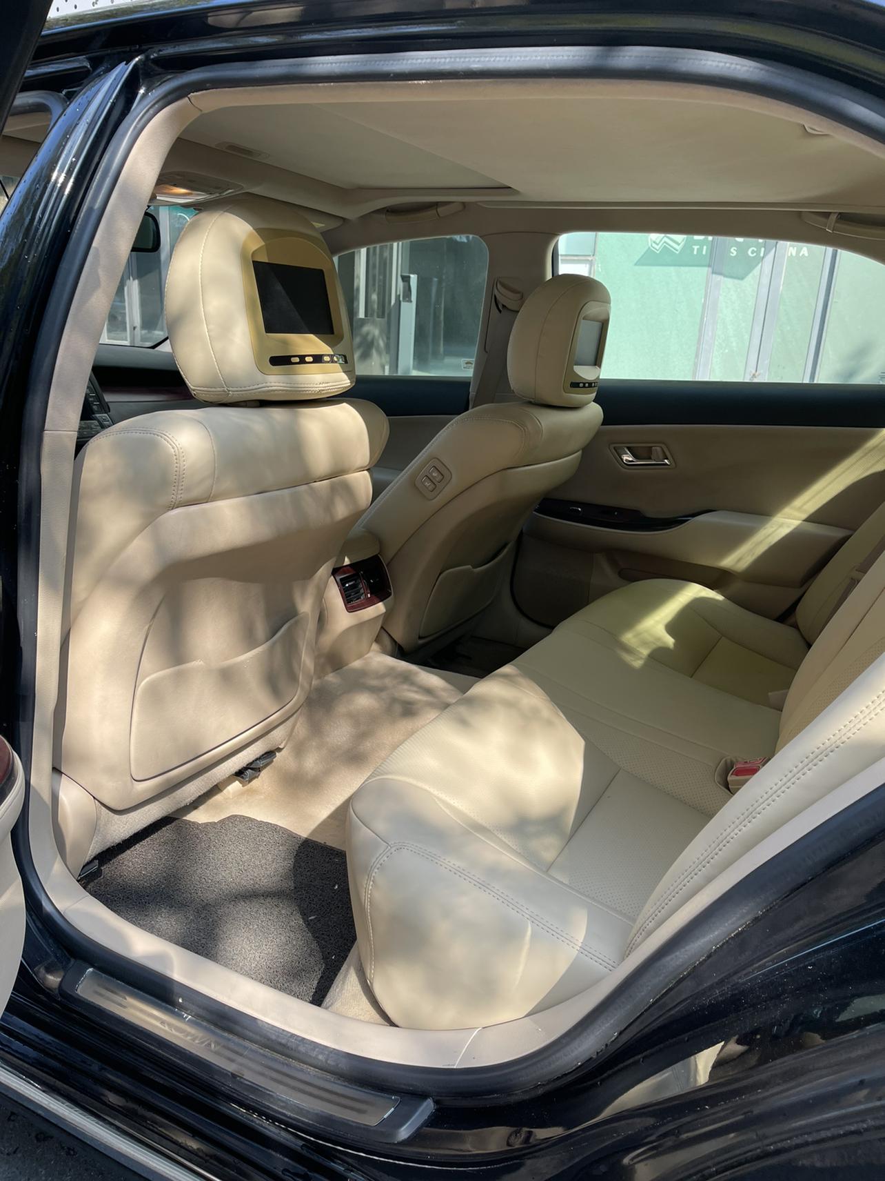 Toyota Crown 2010 thumb 9