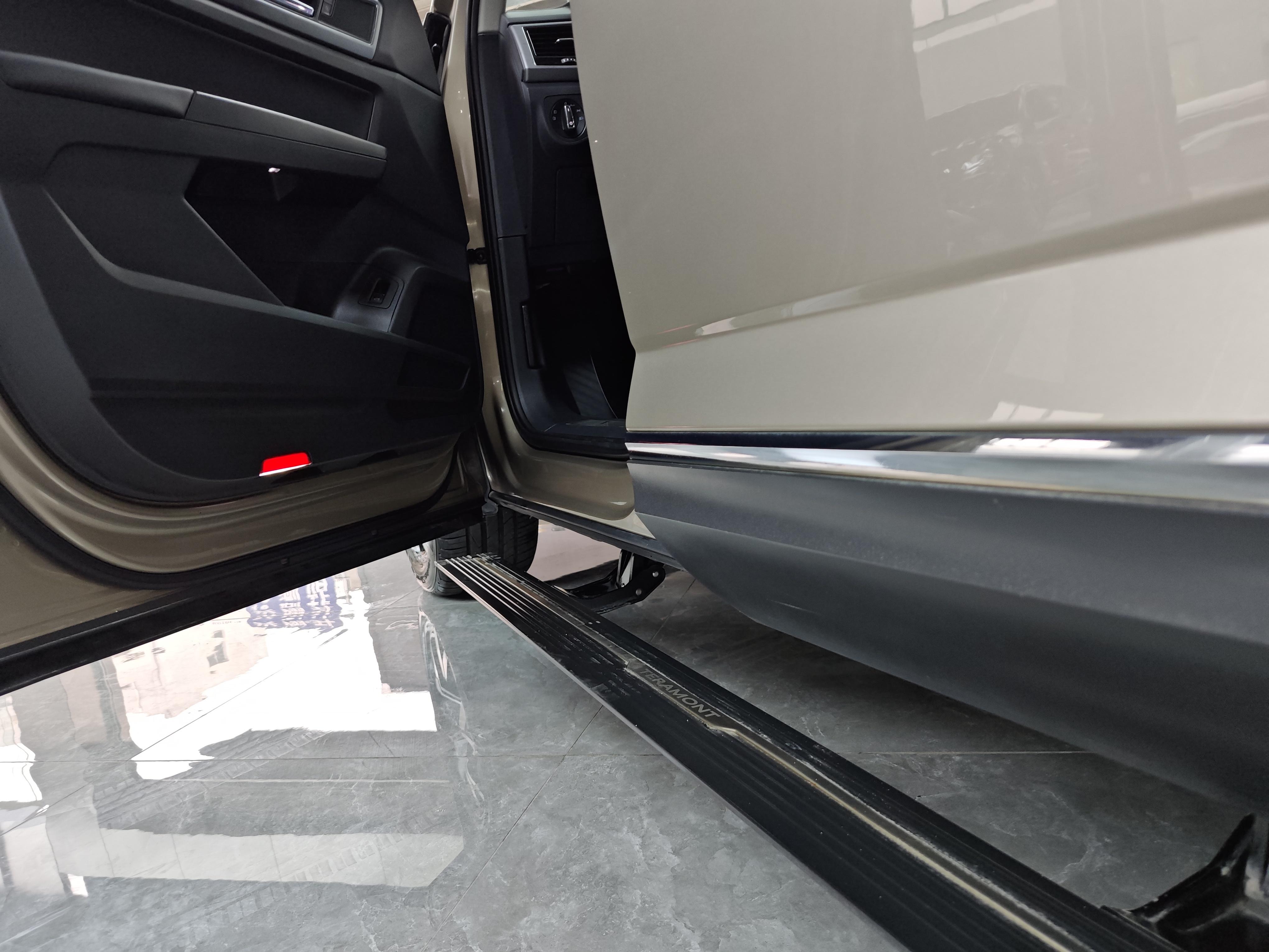 Volkswagen Teramont 2018 thumb 10